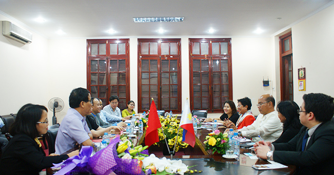 Viện Khoa học Thủy lợi Việt Nam tiếp và làm việc với Bộ trưởng, Văn phòng Cố vấn Tổng Thống Philippines