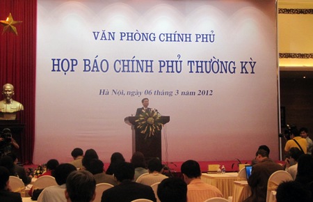 Chính phủ: Sẽ không thu hồi đất đai để chia lại